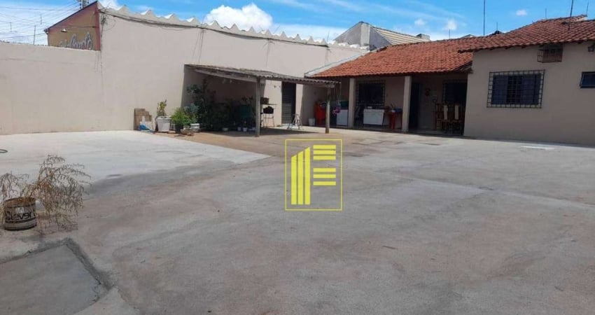 Casa com 3 dormitórios para alugar, 80 m² por R$ 1.660,00 - Jardim Manoel Del Arco - São José do Rio Preto/SP