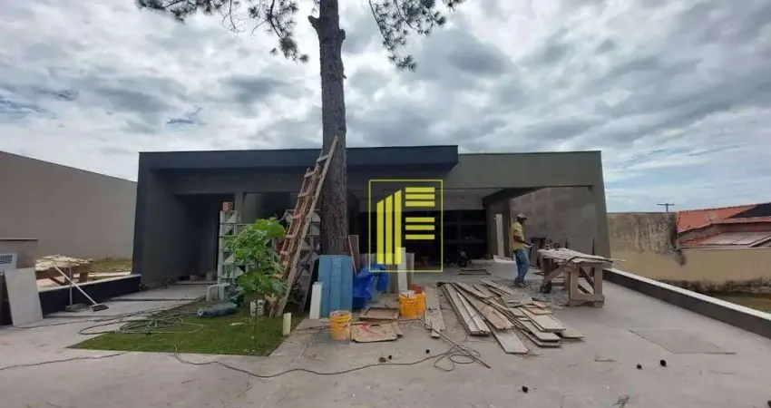 VENDE-SE CASA TÉRREA NOVA NO CONDOMÍNIO LA MONTAGNE PRÓXIMO DO SHOPPING IGUATEMI
