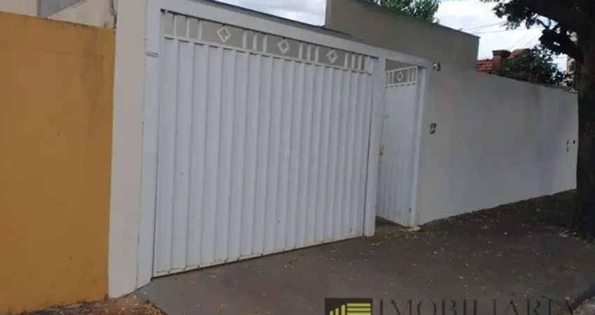 Casa no Boa Vista com 02 dormitórios e 01 vaga de garagem.