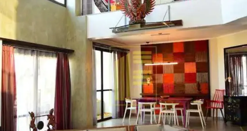 Cobertura duplex no Centro para venda com 03 dormitórios, 03 vagas, área gourmet e piscina privativa. Próximo ao Hospital Santa Helena.