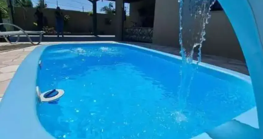 Casa com Piscina à Venda Perto do Terminal Rodoviário Caiobá - Matinhos/PR