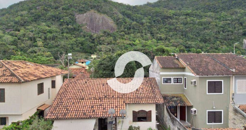 Casa com 4 dormitórios , 2 suítes à venda, 160 m² por R$ 830.000 - Cafubá - Niterói/RJ