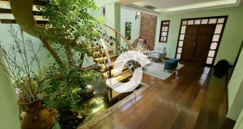 Casa à venda, 379 m² por R$ 800.000,00 - Porto Novo - São Gonçalo/RJ