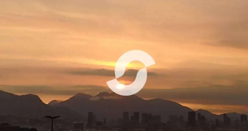 Apartamento com 2 dormitórios à venda, 81 m² por R$ 240.000,00 - Centro - Niterói/RJ