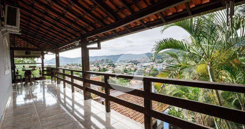 Excelente casa na região oceânica de niterói, rodeado de natureza e tranquilidade, com uma vista deslumbrante.