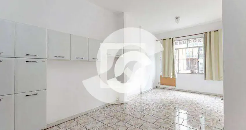 Apartamento com 1 dormitório à venda, 31 m² por R$ 150.000,00 - Centro - Niterói/RJ