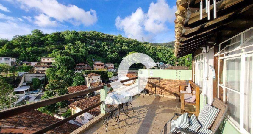 Casa com 3 dormitórios à venda, 139 m² por R$ 690.000,00 - Fátima - Niterói/RJ