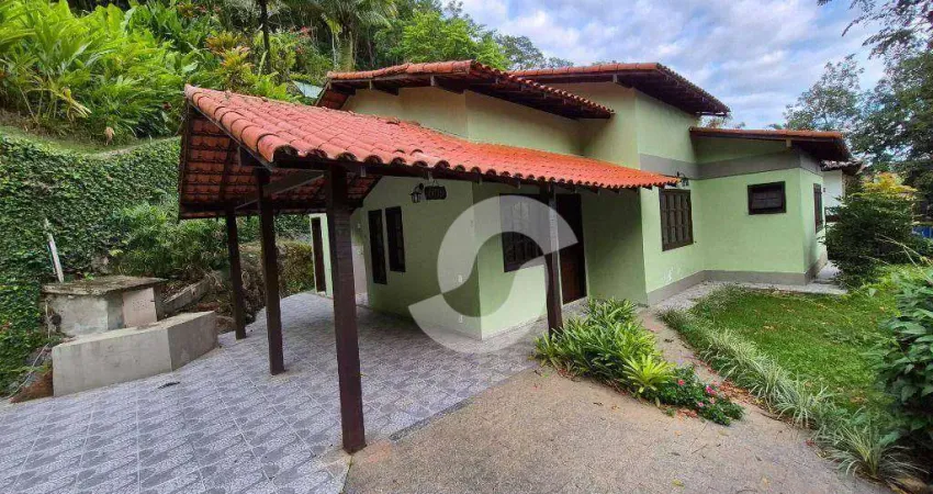 Casa com 3 dormitórios à venda, 131 m² por R$ 900.000,00 - Itaipu - Niterói/RJ