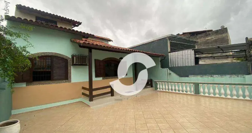 Excelente Casa no Fonseca com 4 dormitórios à venda, 166 m² por R$ 590.000 - Fonseca - Niterói/RJ