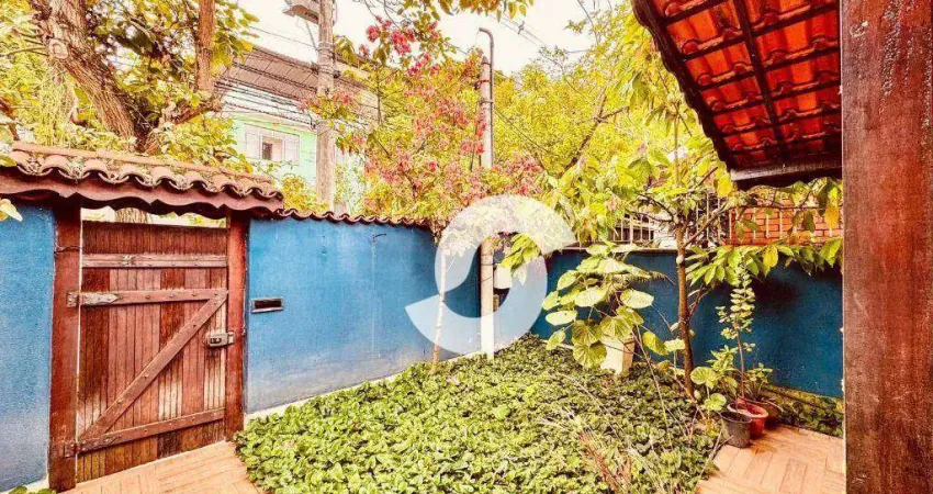 Casa com 4 dormitórios à venda, 142 m² por R$ 995.000,00 - Pe Pequeno - Niterói/RJ