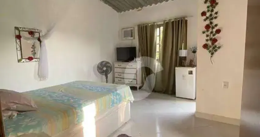 Casa com 2 quartos à venda na Rua Vereador José Vicente Sobrinho, 457, Engenhoca, Niterói