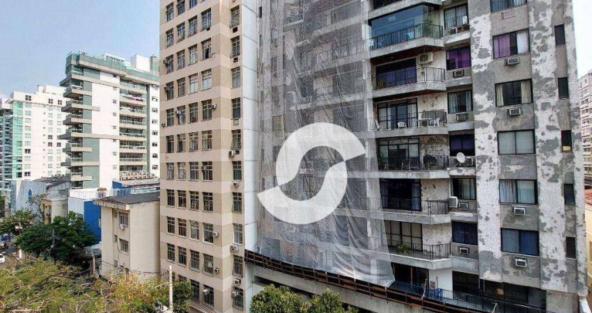 ICARAÍ - miolo - Excelente 3 QUARTOS 90m² na Rua Ator Paulo Gustavo, R$580.000