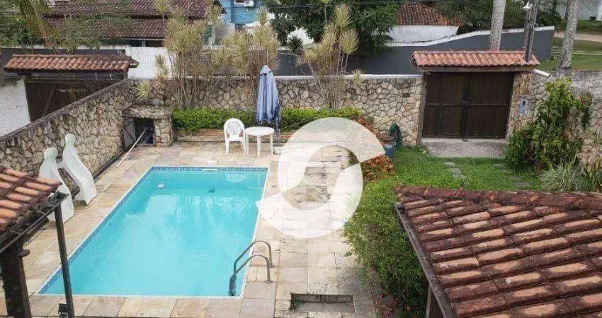 Casa com 5 dormitórios à venda, 220 m² por R$ 800.000,00 - Maravista - Niterói/RJ