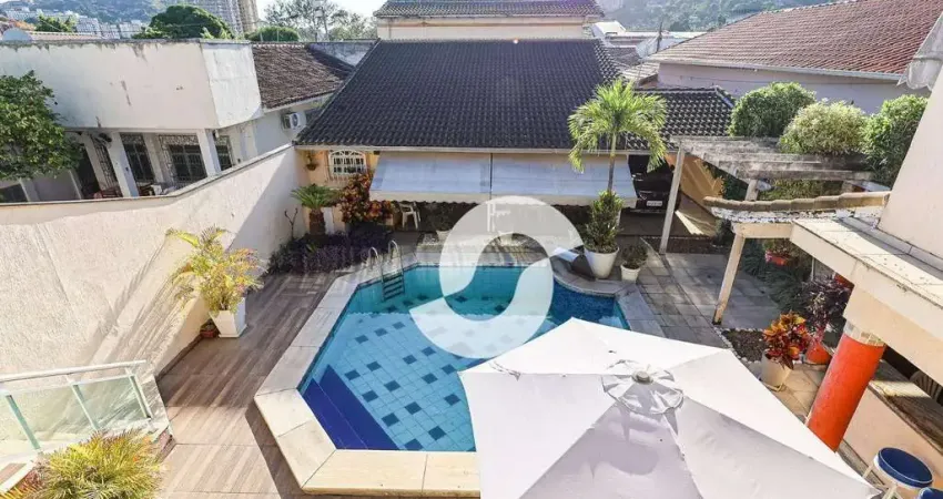 Casa com 4 dormitórios à venda, 224 m² por R$ 820.000,00 - Fonseca - Niterói/RJ
