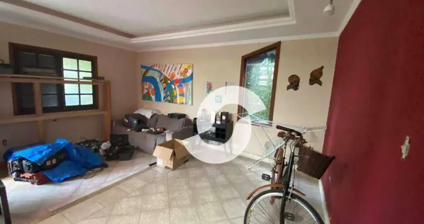 Casa com 3 dormitórios à venda, 190 m² por R$ 750.000,00 - Itaipu - Niterói/RJ