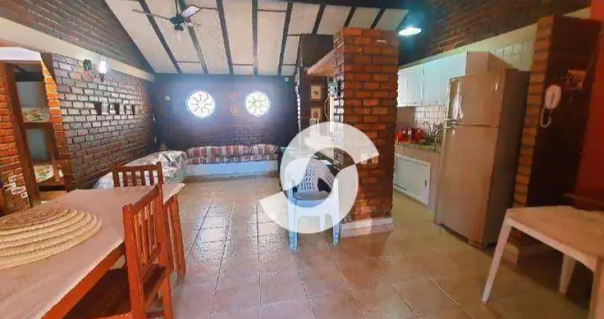 Casa com 2 dormitórios à venda, 54 m² por R$ 460.000,00 - Praia do Siqueira - Cabo Frio/RJ
