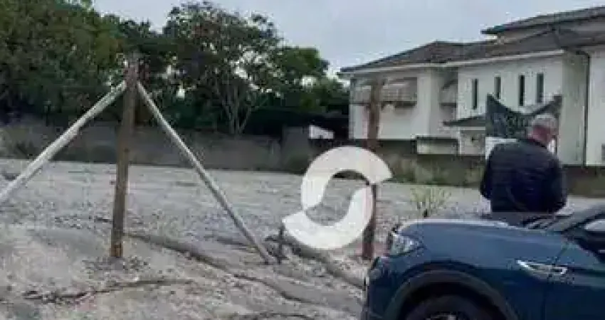 Excelente terreno, ponto comercial no Centro de Maricá