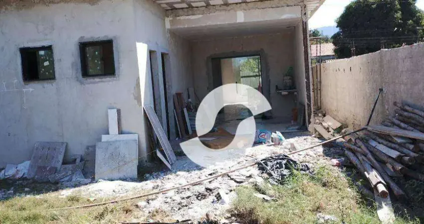 Casa com 3 dormitórios à venda, 100 m² por R$ 500.000,00 - São José do Imbassaí - Maricá/RJ