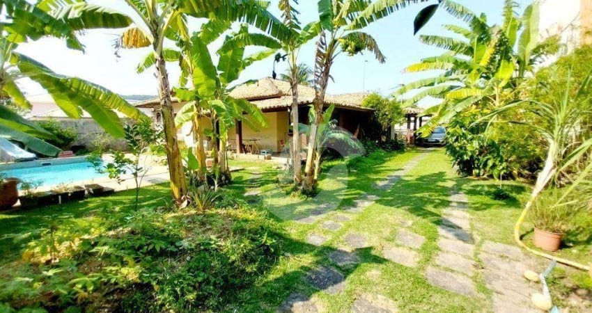 Casa à venda com 700m2 de terreno linear, Camboinhas - Niterói/RJ