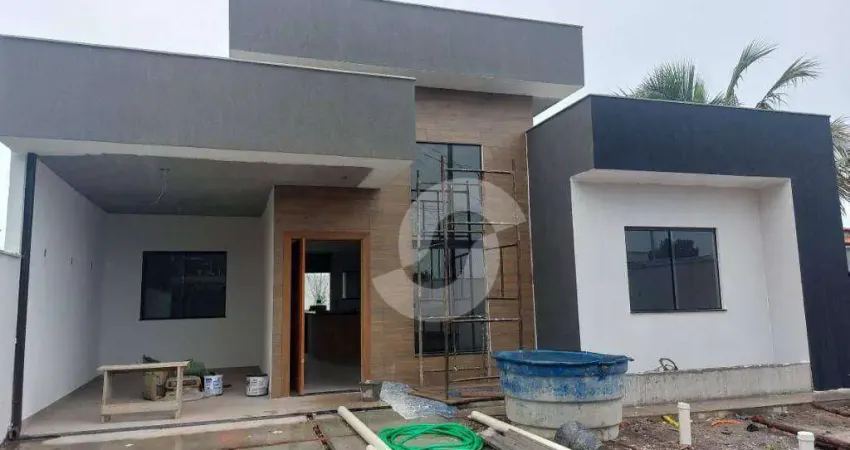 Casa com 3 dormitórios à venda, 129 m² por R$ 695.000,00 - Itaipuaçu - Maricá/RJ