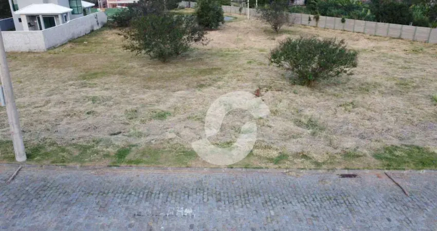 Terreno em condomínio fechado à venda na Rodovia Vereador Oldemar Guedes Figueiredo, Ubatiba, Maricá