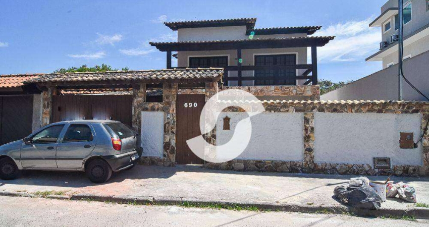 Casa duplex com 4 quartos, sendo 1 quarto no 1º andar, no condomínio Amoli, por apenas R$ 790.000,00 - Itaipu - Niterói/RJ