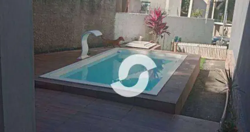 Casa com 5 dormitórios à venda, 190 m² por R$ 800.000,00 - Maria Paula - São Gonçalo/RJ