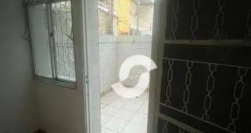 Apartamento com 2 dormitórios à venda, 80 m² por R$ 270.000,00 - Centro - Niterói/RJ