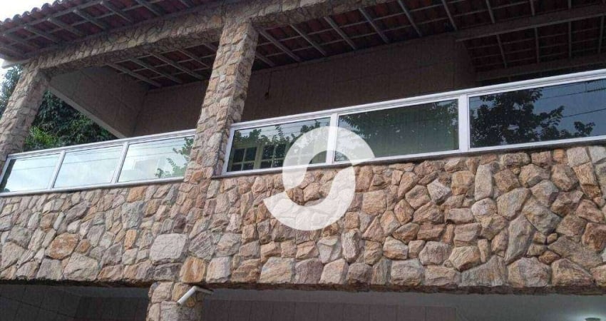 Casa com 3 dormitórios à venda, 180 m² por R$ 650.000,00 - Piratininga - Niterói/RJ