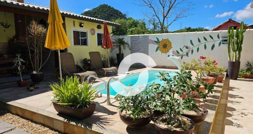 Casa com 3 dormitórios à venda, 157 m² por R$ 650.000,00 - Caxito - Maricá/RJ