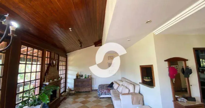 Casa com 3 dormitórios à venda, 198 m² por R$ 893.000,00 - Itaipu - Niterói/RJ