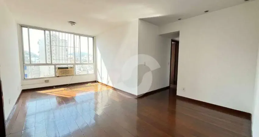 Apartamento miolo de Icaraí, vista livre, sol da manhã, 2 qts com suíte, e dependência completa!