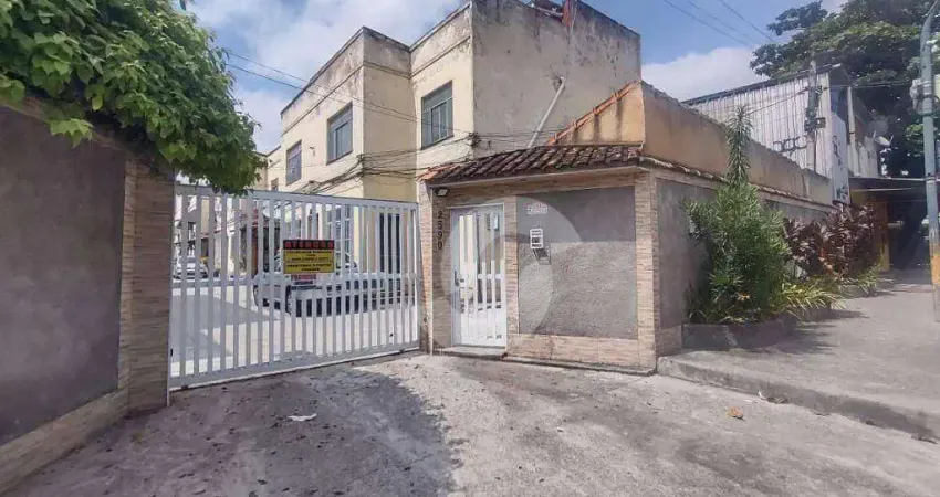 Apartamento com 3 dormitórios à venda, 109 m² por R$ 230.000,00 - Amendoeira - São Gonçalo/RJ