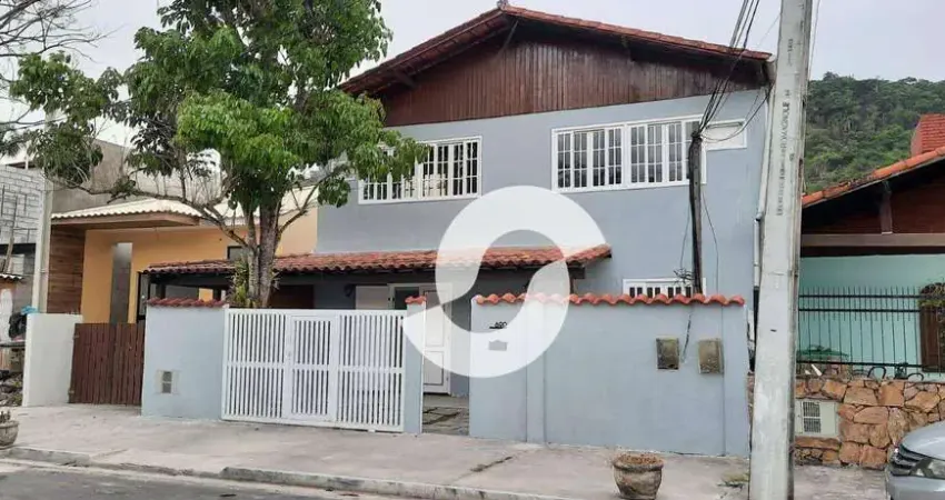Casa com 4 dormitórios à venda, 100 m² por R$ 720.000,00 - Itaipu - Niterói/RJ