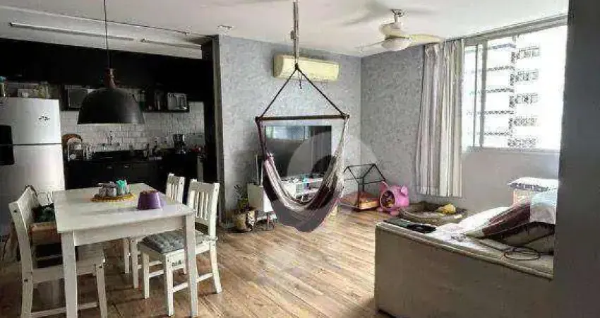 Apartamento todo reformado na melhor localização do bairro do inga próximo ao mac e praia das flechas