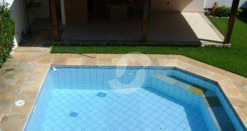 Casa com 3 dormitórios à venda, 300 m² por R$ 980.000 - Várzea das Moças - Niterói/RJ