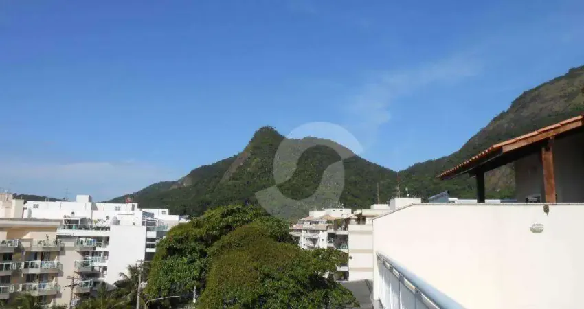 Cobertura à venda, 140 m² por R$ 900.000,00 - Itaipu - Niterói/RJ