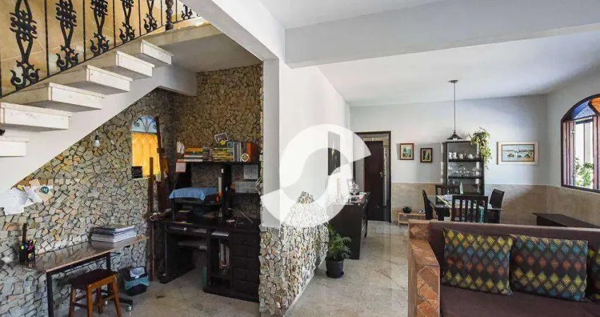 Casa com 3 dormitórios à venda, 195 m² por R$ 1.200.000,00 - Santa Rosa - Niterói/RJ