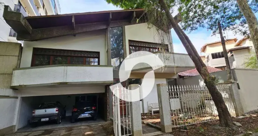 Casa com 5 dormitórios à venda, 194 m² por R$ 1.570.000,00 - Charitas - Niterói/RJ