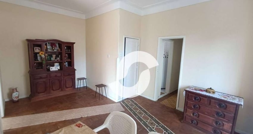 Sobrado com 3 dormitórios à venda, 100 m² por R$ 430.000,00 - Santa Rosa - Niterói/RJ