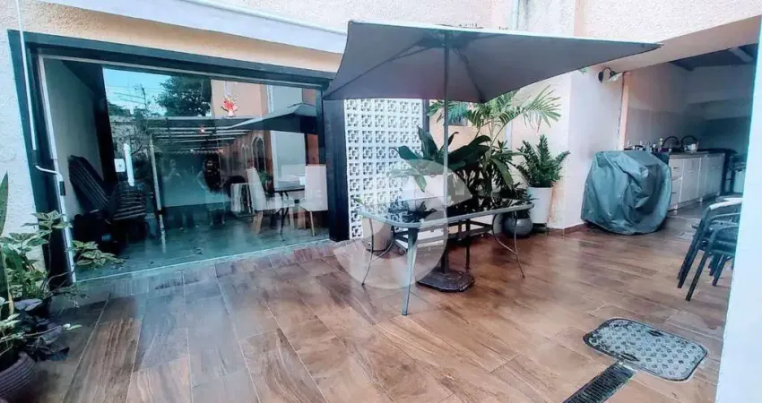 Casa com 3 dormitórios à venda, 197 m² por R$ 895.000,00 - São Francisco - Niterói/RJ