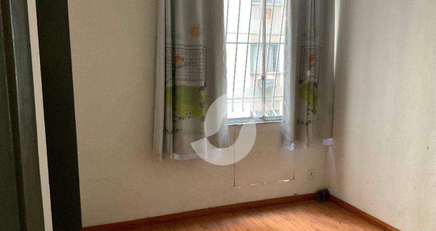 Apartamento com 2 dormitórios à venda, 55 m² por R$ 220.000,00 - Santa Rosa - Niterói/RJ
