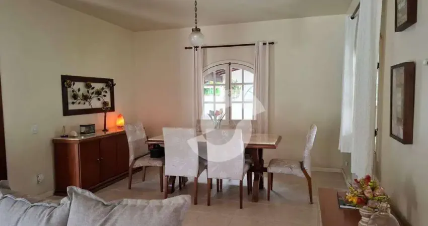 Casa com 2 dormitórios à venda, 299 m² por R$ 1.280.000,00 - Centro - Maricá/RJ