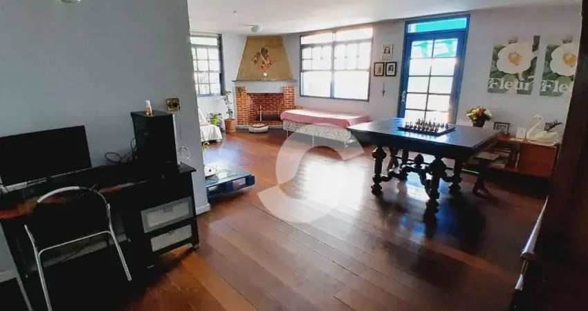 Casa com 3 dormitórios à venda, 160 m² por R$ 650.000,00 - Badu - Niterói/RJ