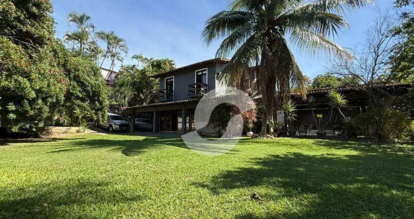 Casa com 3 dormitórios à venda, 200 m² por R$ 800.000,00 - Maria Paula - Niterói/RJ