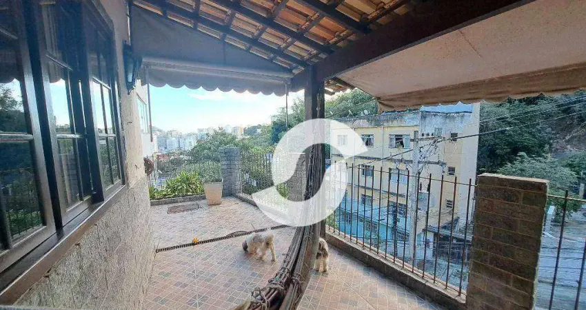 Casa com 4 dormitórios à venda, 675 m² por R$ 730.000,00 - Pe Pequeno - Niterói/RJ