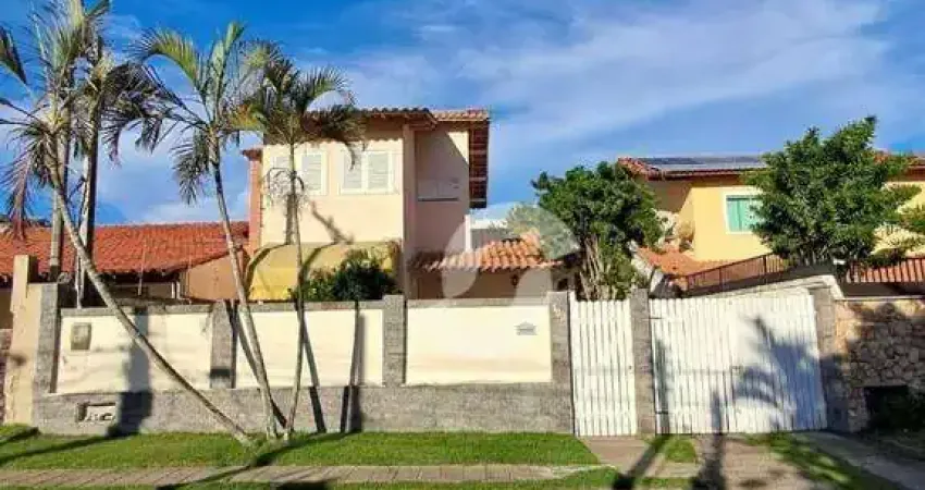Casa à venda, 160 m² por R$ 1.808.000,00 - Praia de Piratininga - Niterói/RJ