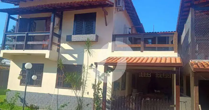 Casa com 3 dormitórios à venda, 90 m² por R$ 750.000,00 - Santo Antônio - Niterói/RJ