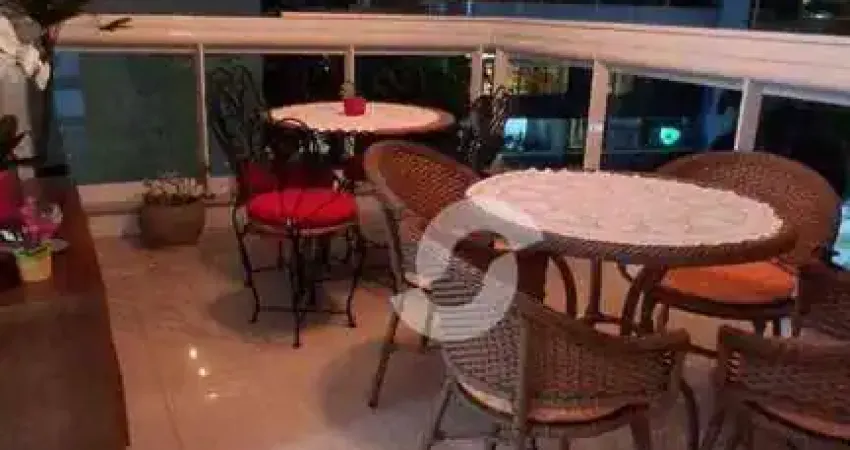 Apartamento em Charitas