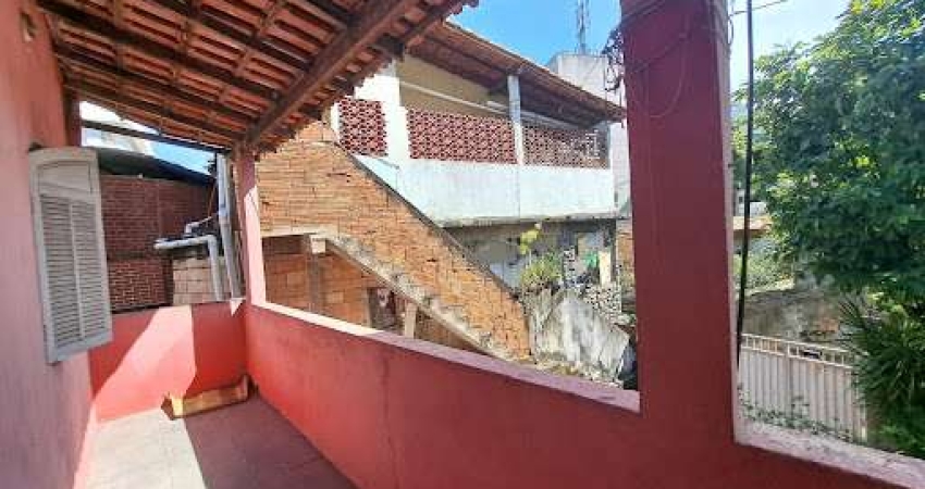 Casa com 3 dormitórios à venda, 150 m² por R$ 290.000,00 - Charitas - Niterói/RJ